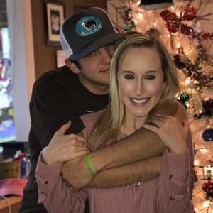 Meet your Posher, Tori